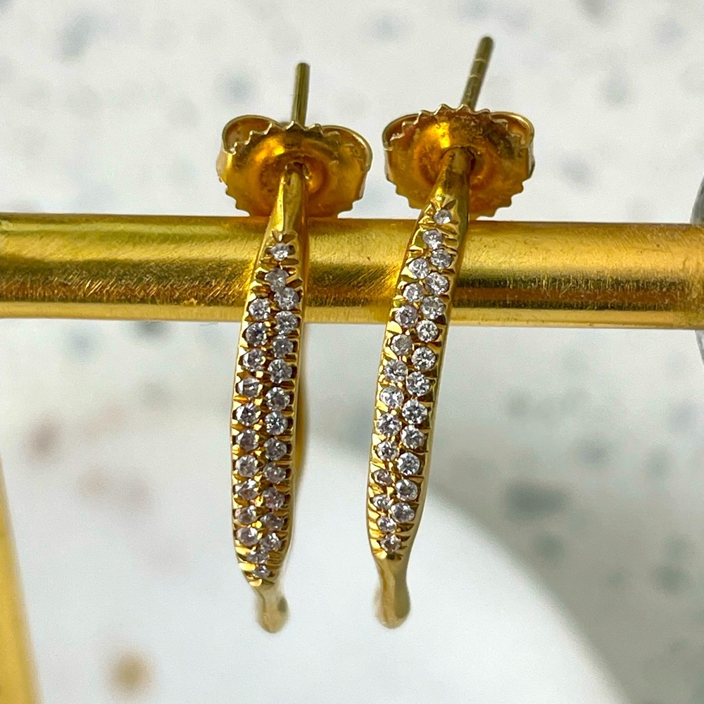 Ippolita 18k diamond hoop earrings